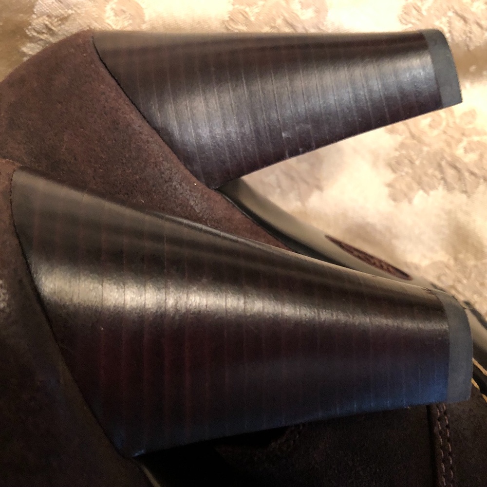 Sofft Brand Simola Chocolate Brown Distressed Suede Leather Booties - Picture 9 of 13